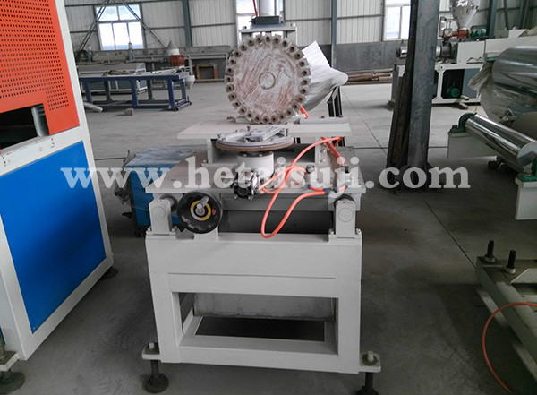 External wall hanging plate punching machine